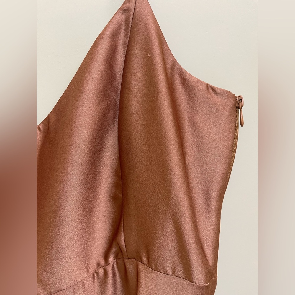 Show Me Your Mumu Faith Maxi Dress in Copper Luxe Satin - S - Picture 4 of 6